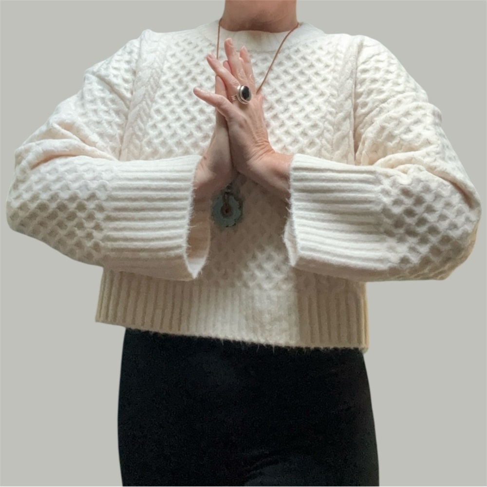 ASOS Design Ivory Chunky Textured Knit Crop Sweater size M